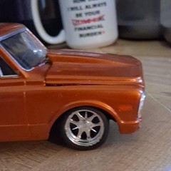 AMT Ertl GMC 1:25 Pickup Truck Model Ready to Go/Pre-built Orange Single