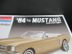 1964 1/2 Mustang Convertible Model Kit Monogram #14019 Level 4 New Sealed 1:24