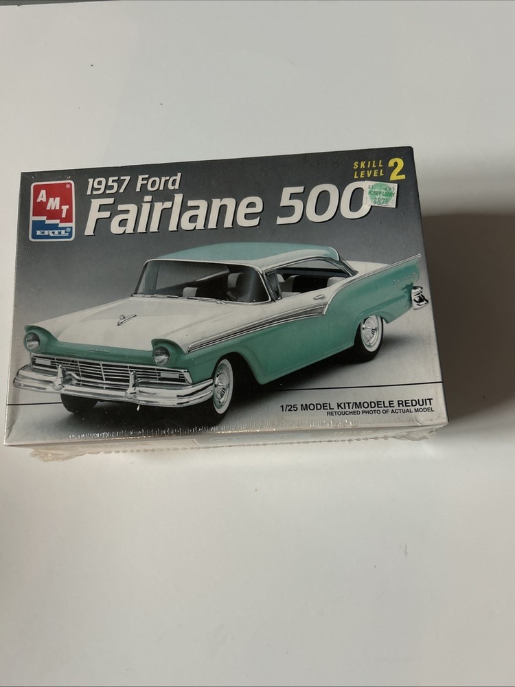 AMT ERTL 1957 Ford Fairlane 500 Model Kit 1/25 Scaled Sealed In Plastic