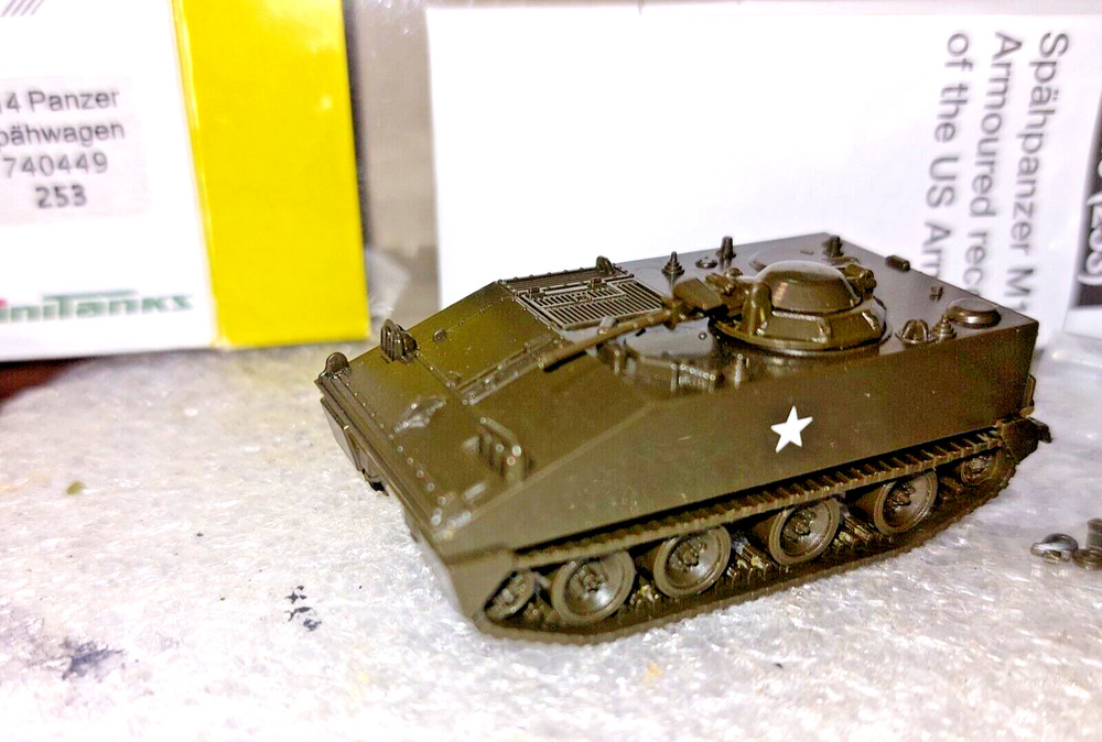 Roco Herpa Minitanks 253 M-114 Recon APC 20mm Lima35 1/87