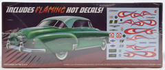 AMT 1951 Chevy Custom Cruiser 3-N-1 1:25 Scale Plastic Model Car Kit 1556