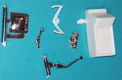 🔥50 FORD CONVERTIBLE UNDER HOOD DETAILS AMT T353 MODEL KIT PARTS LOT🔥