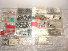 Vintage 1960 Car Model Kit LARGE LOT Wheels Parts 1/25 Scale AMT MPC Mopar