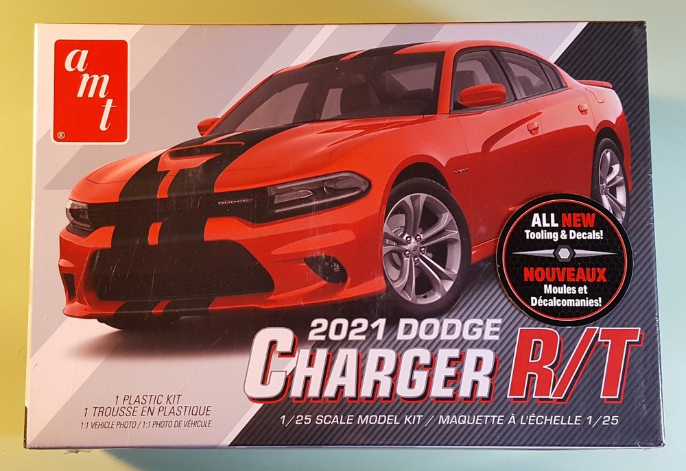 AMT 2021 Dodge Charger R/T 1/25 NEW SEALED model kit