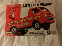 “LITTLE RED WAGON” drag racing model kit 1/25 scale by Lindberg