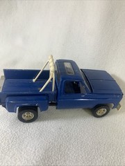 Vintage 1978 Revell Ice Patrol California Pickup Model Kit H-1384 (parts)