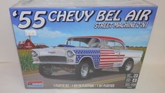 Monogram 1:24 ’55 Chevy Bel Air Street Machine 2’n1 #14519 NIB