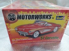 Revell Motorworks ’57 Corvette Model Kit #85-1254 unopened dented Box