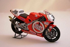 DECAL: 1/12 RED19 1999 LUCKIE HONDA NSR500 ITOH