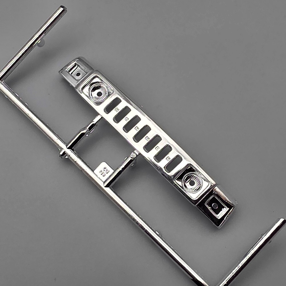 Revell 1/25 Hummer H2 Parts Kit Bash Chrome Grille