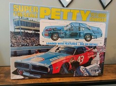 Petty Super 1/16″ Scale 1973 Dodge Charger MPC