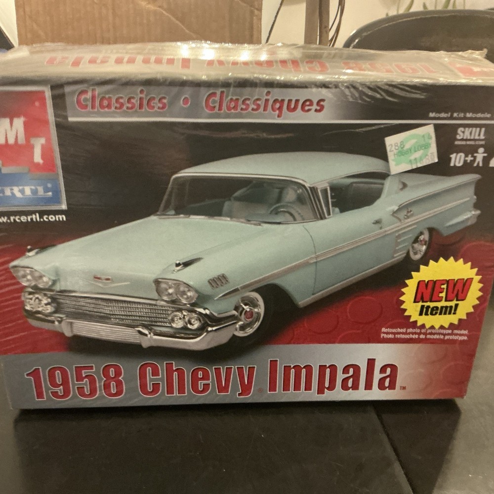 AMT ERTL 1:25 Car Kit 1958 Chevy Impala Classics Factory Sealed