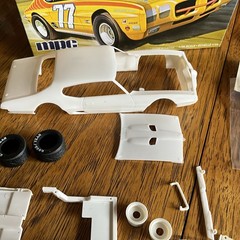 MPC 939 1/25 Pontiac GTO Super Stocker Plastic Model Kit INCOMPLETE