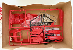 Vintage Porsche 911 Cabrio Revell 1:25 Model Kit # 7102 Unbuilt PARTS ONLY