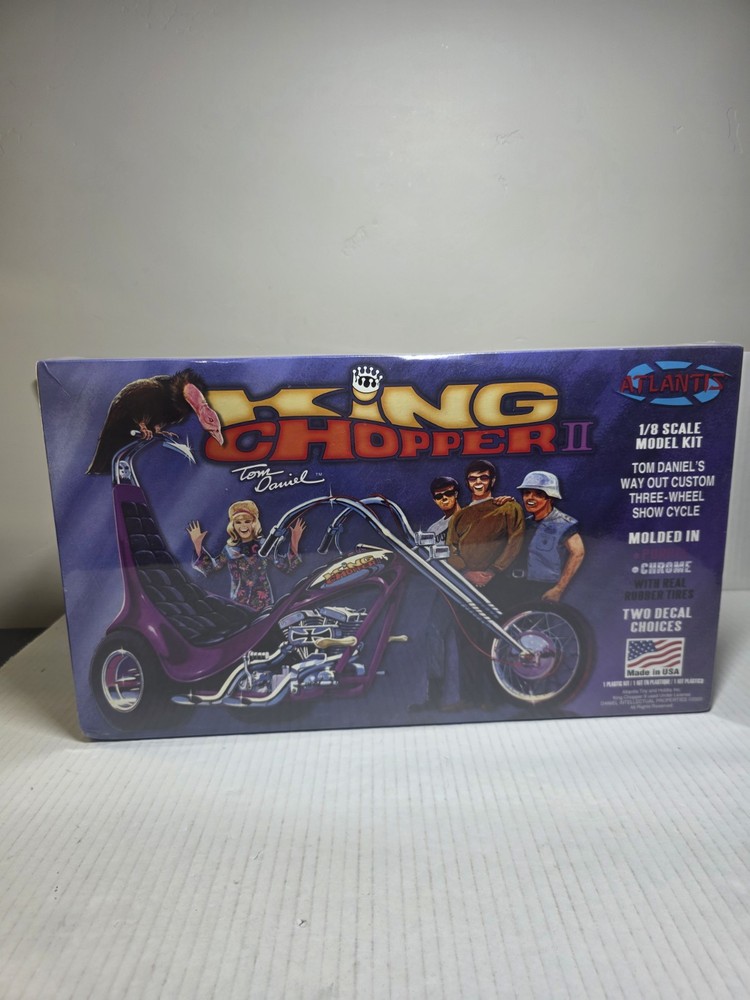 Atlantis Tom Daniel KING CHOPPER II 2020 Model Kit M224 1/8 Scale Factory Sealed