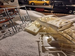 MPC 1974 Ford Mustang II 1:25 Plastic Car Model No Windshield back GLASS