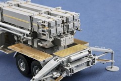 Trumpeter 01040 US M901 Launching Station w/MIM-104F Patriot SAM System (PAC-3)