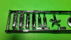 AMT 70 1970 Chevy Impala 1/25 Stock 454 Big Block V8 Engine Heavy Chrome Headers