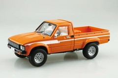 Aoshima 1/24 RN30 Hilux Custom 1978 Toyota Tuned Pick Up Plastic Model Kit