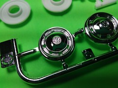68 Bug Rims Tires Wheels 1968 Volkswagen Beetle VW 1/24 chrome hub caps
