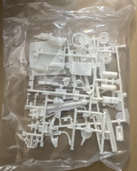 AMT ’68 Chevrolet Camaro Z/28 2 in 1 Customizing 1/25 Plastic Model Kit