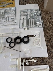 MONOGRAM UNCERTAIN “T” ORIGINAL KIT! MINT!! CIRCA 1966!! VMCP!