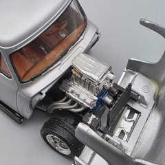 1956 Ford F-100 1/25 Built Model Truck Parts Diorama Display Broken Wheel