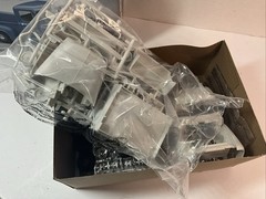 AMT ERTL 1953 Ford F-100 Pickup 1/25 Model Kit #6487 1994 Open Box Unassembled.
