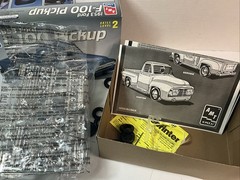 AMT ERTL 1953 Ford F-100 Pickup 1/25 Model Kit #6487 1994 Open Box Unassembled.