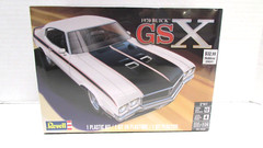 NEW Revell 1970 Buick GSX 2-In-1 1/24 Scale Plastic Model Car Kit 85-4522