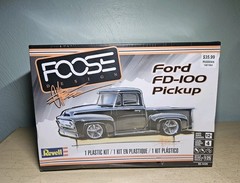 Revell Foose Ford FD-100 Pick Up Truck 1:25 Scale Model Kit 85-4426 New Sealed