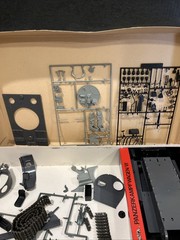 Tamiya 1/25 German Heavy Tank Tiger I No 3311 (unassembled) New￼