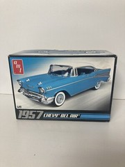 AMT 638M/12 1957 CHEVY BEL AIR MODEL CAR KIT plastic race 1:25 Scale AMT638 NEW