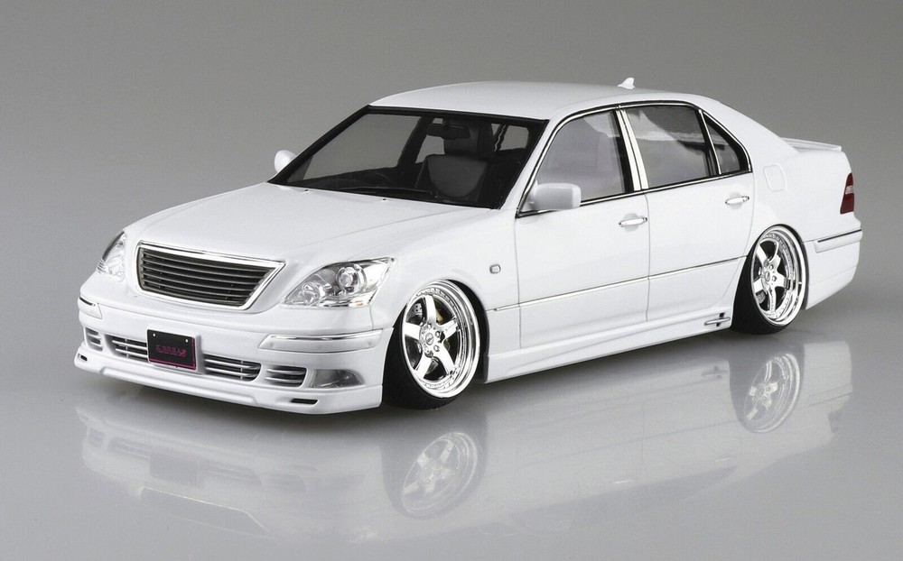Aoshima 1/24 TOYOTA 2003 K-BREAK Celsior Lexus LS Plastic Model Kit