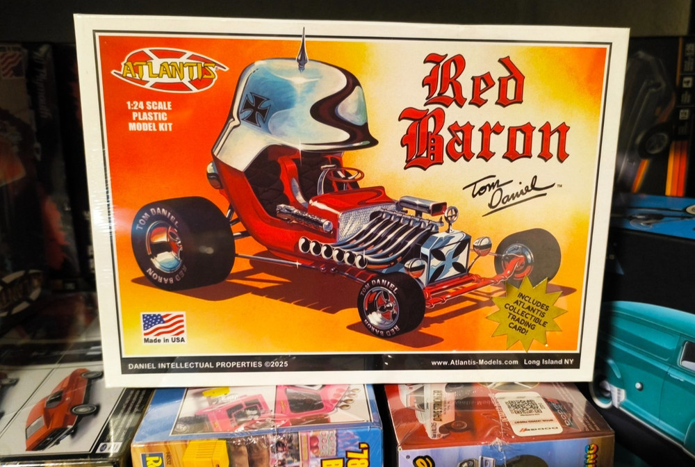 Atlantis 1/24 Tom Daniel Red Baron Show Rod Model Kit ALM6740-NEW