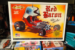 Atlantis 1/24 Tom Daniel Red Baron Show Rod Model Kit ALM6740-NEW