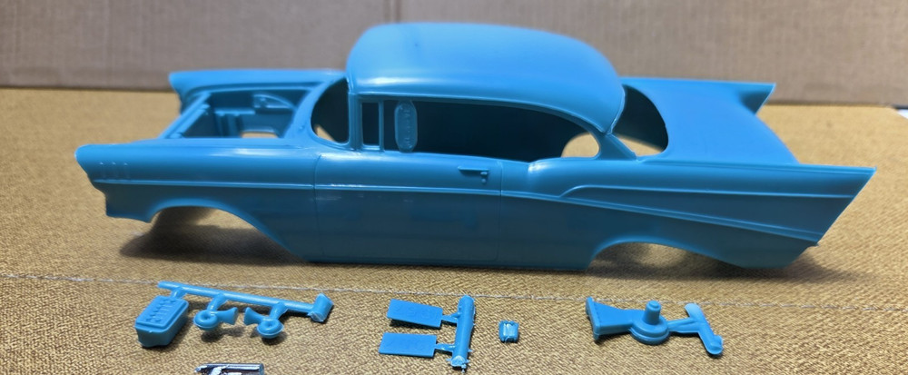 1957 CHEVY BEL AIR BODY SHELL 1/25 Scale AMT NEW Model Kit PARTS