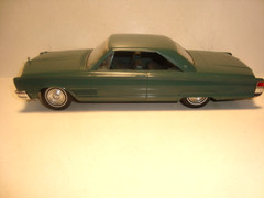 Jo-Han 1966 Chrysler 300 2 DRHT Dealer Promo Model Car