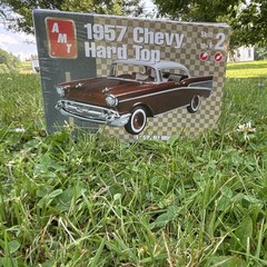AMT 1957 Chevy Hard Top 1:25 Scale Model Kit Skill Level 2 Easy Age 10+