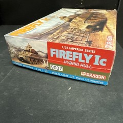 Dragon 9037 1/35 Sherman Firefly IC Hybrid Hull Tank Kit