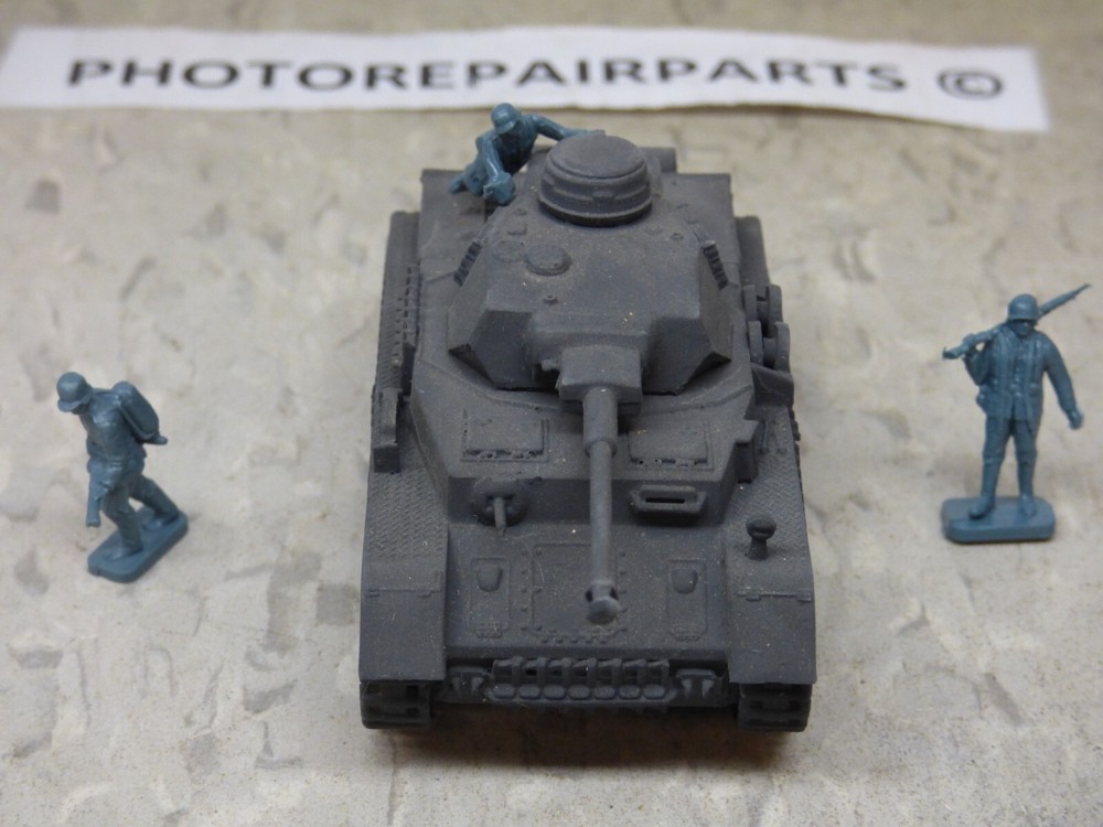 1/72 Esci Minitank WWII German Panzer IV Medium Tank & Airfix Soldier Lot#7383B©