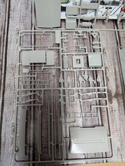 Italeri Truck Shop Plastic Model Accessories 1:24 Scale