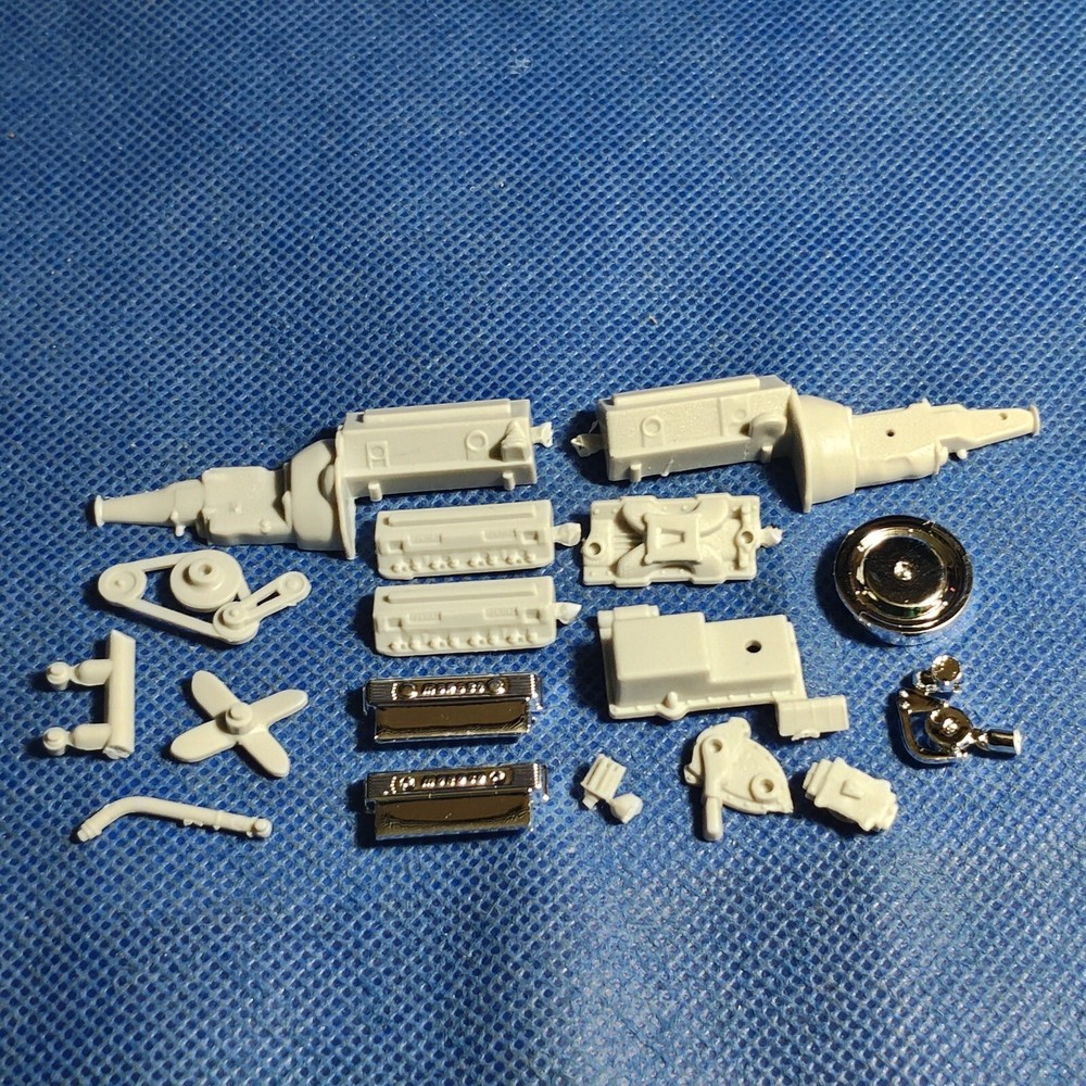 NASCAR 🌟 358 Engine Western Auto 1:25 Scale 1000s Model Car Parts 4 Sale