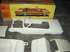 AMT 6314-150 Original kit 1964 Convertible Box open Kit MIB No Instructions NICE