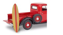 Revell 85-4516 1937 Ford Pickup Truck 2N1 w/Surf 7.25″x2.75″x2.875″, Red