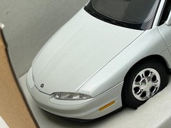 Brookfield 1:24 Scale 1997 Oldsmobile Aurora Promo Car with Box, White