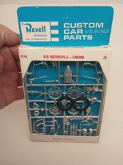 REVELL 1963 BSA Motorcycle Model Custom Kit C1165 Chrome 1963 Nos