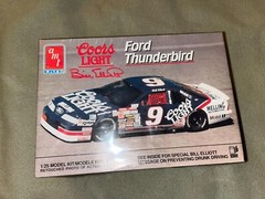 AMT / ERTL Bill Elliott Coors Light Ford Thunderbird Kit # 6740 Factory Sealed