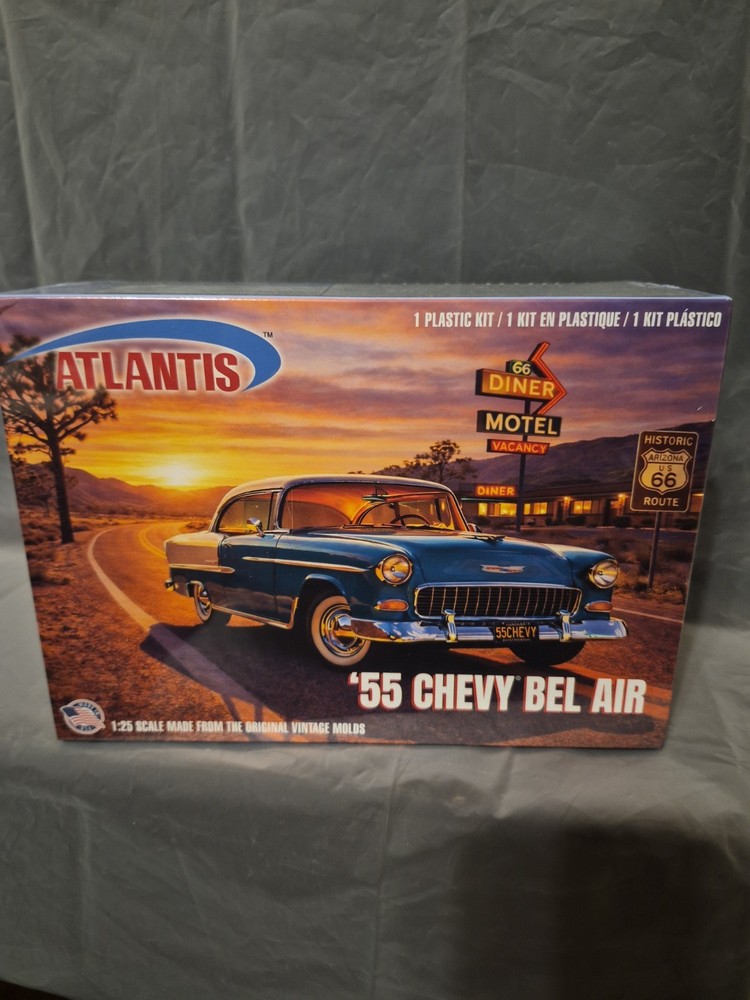 Atlantis 1955 Chevy Bel Air 1:25 Scale Plastic Model Car Kit H1374 New Sealed