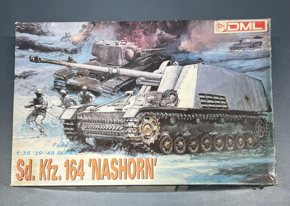 1/35 – Sd. Kfz. 164 ‘Nashorn’ Tank . Dragon Kit # 6001. Parts Factory Sealed.